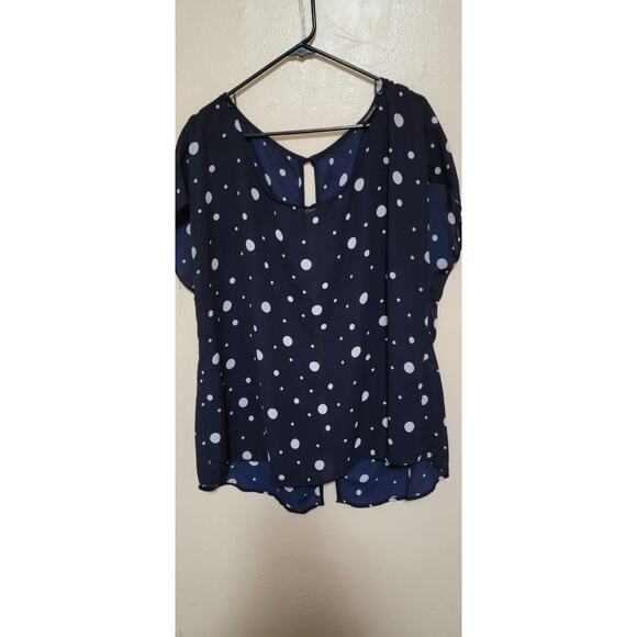 torrid Tops - TORRID AZUL DE NUNARES BLANCOS TALLA 2 XL